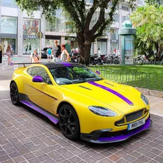 Aston Martin-