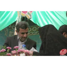 گزارش تصویری سفر دکتر احمدی نژاد به شهر همدان را می توانی