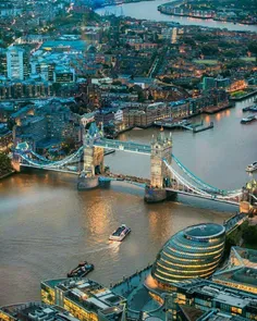 پل برج (Tower Bridge) یکی از مشهورترین سازه‌ها و پل‌های ل