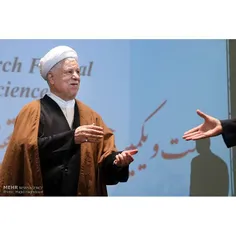 آیت الله هاشمی رفسنجانی در بیست و یکمین جشنواره تحقیقاتی 