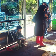 #dailytehran #people #busstop