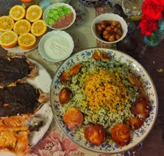 خوردن ماهی و ماست باهم بخاطر اسید لاکتیک موجود درماست بر 