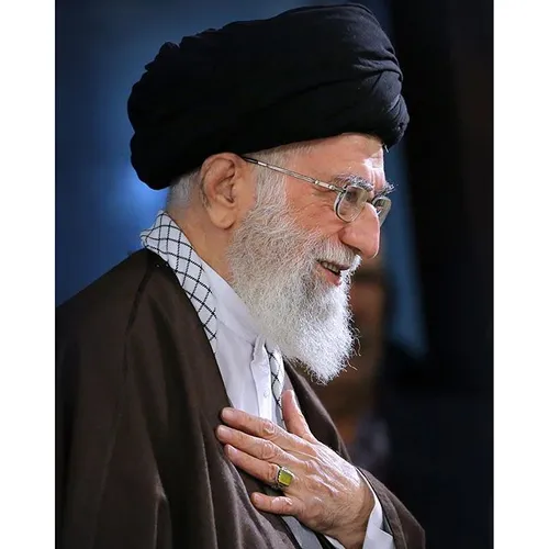 سیاست khamenei_ir 11330726 - عکس ویسگون