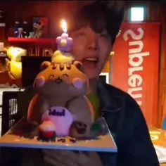 Happy birthday Jhope :)