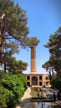 باغ دولت‌آباد چهار منار از باغ‌های قدیمی شهر یزد در کشور 