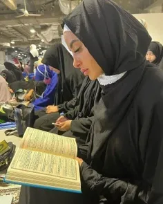♦️اگه اسلام و حجاب بده، چرا این مدل مشهور فرانسوی بعد از یه عمر برهنگی، به حجاب رو آورده و مسلمان شده؟
