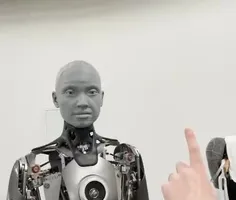 واکنش جالب پیشرفته ترین ربات انسان نما که برمبنای هوش مصن