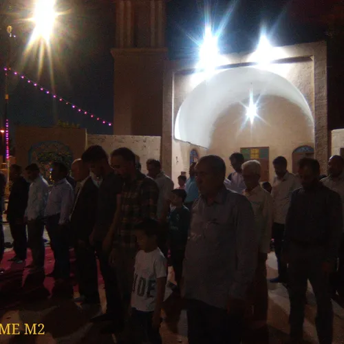 اقامه نماز جماعت در اماکن عمومی