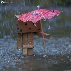 زیر باران ایستادن برای عشقت کافیاست