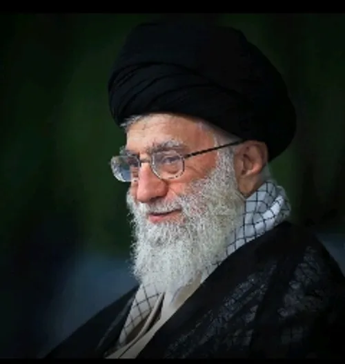 امام خامنه ای :