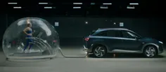 دویدن شناگر المپیکی در حبابی که به اگزوز خودرو متصل است!