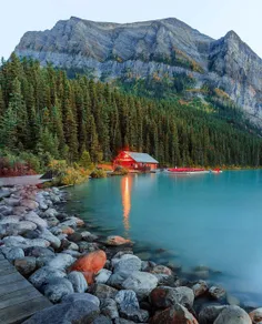 🌏  Lake Louise , alberta 🌏 