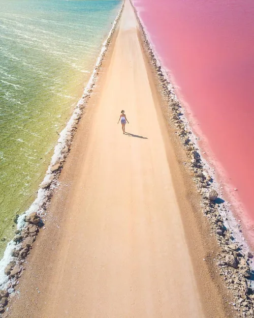 دریاچه نمک مک دانل در استرالیا