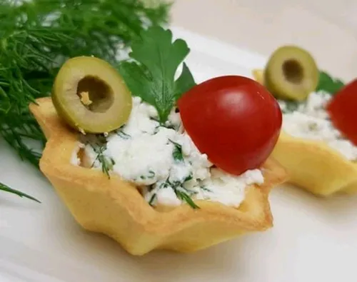 تزیینات زیبای نان و پنیرو سبزی برای مراسم گوناگون 😋