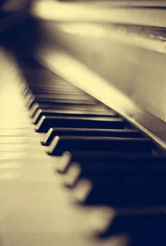 پیانو رو دوست دارم چونکه.....