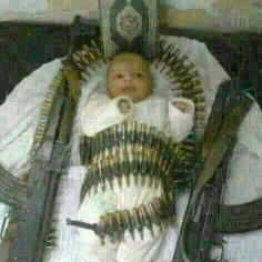 یک بچه داعشی