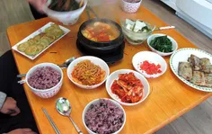 کُره: صبحانه و شام مردم کره تقریبا یک چیز است. این وعده‌ه