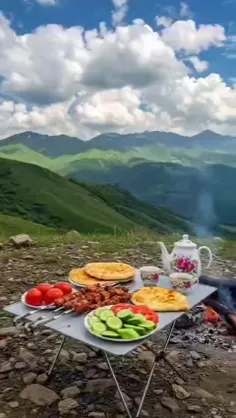 تف تو ریا، از صبح خروسخون زدیم به کوه الان رسیدیم براتون 