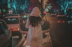 شب ها دلتنگـی به مرحله ی هشـدار مـی رسد!!