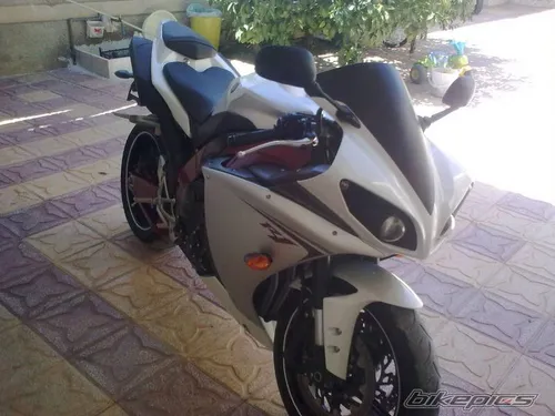 R1