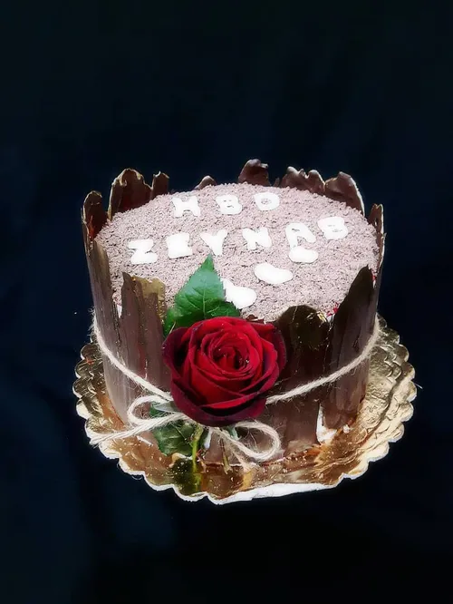 کیک خودم پز🍰 برای تولد زن داداش گلم❤