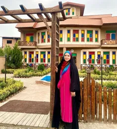 زن ایرانی با سواد و با حجاب است