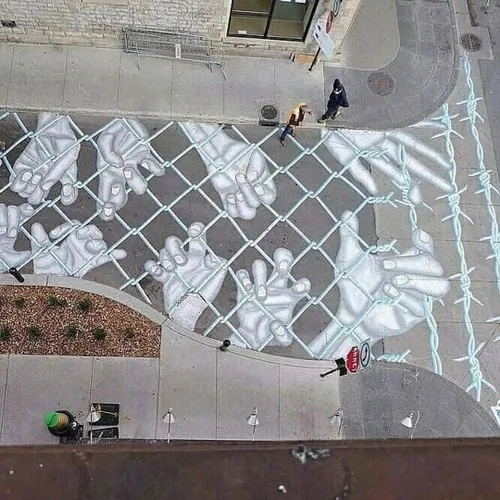 خلاقیت هنر خط کشی خیابان راهنمایی رانندگی