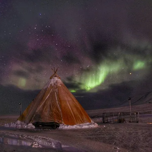 Northern light in Svalbard @northernnorway @visitnorway @