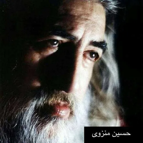 حسین منزوی یکم مهرماه سال ۱۳۲۵ در زنجان در خانواده ای فره
