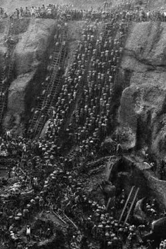 گودال جهنم 1986 در این گودال کارگران مانند بردگان از کنده