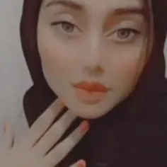 نشد نموندی  تا بهت  بگم با موهای سفیدم چقدر جذابی🥀💔💔💔