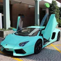 Lamborghini-Aventador