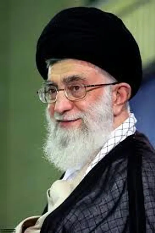 لبیک یا امام خامنه ای