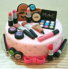اینم کیک ویژه روز دختر