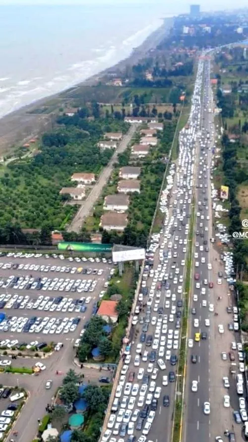 تصویر هوایی از ترافیک و حجم مسافران نوروزی مازندران در شش