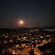 ماه زیبا در شب 😍🤍🤍😇