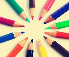 ما انسانها مثل مداد رنگی هستیم، شاید رنگ مورد علاقه یکدیگ