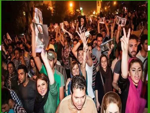 یک عده میگویند تاریخ به احترام محمد جواد ظریف خواهد برخاس