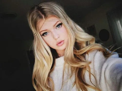 loren gray