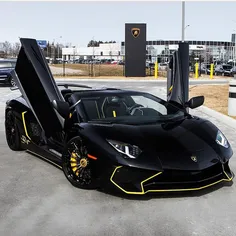 Lamborghini-Aventador عیدی سارا خانم