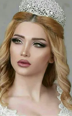 بوسه گر ســــاقی دهد ساغر زنم