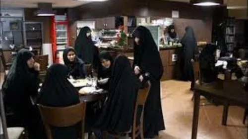 وقتی من میرم بهشت و بهم میگن بفرما اینم حوری و پری هایی ک