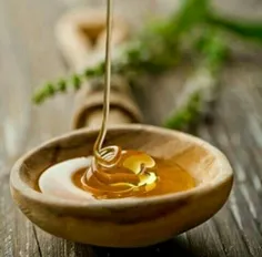 #عسل موجب کاهش یبوست، نفخ و گاز معده می شود.عسل را جایگزی
