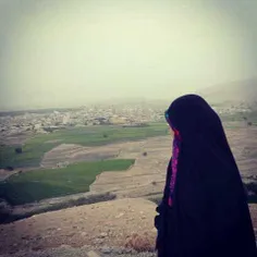 همه ی جهان حجاب دارد: