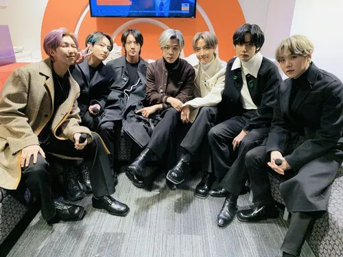 ✨ 👑 💌 پسرا در برنامه Today Show💜 💜 👑 ^-^💌 bts Army kpop