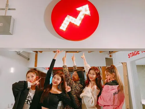 itzy lia midzy chaeryoung ryujin yuna yeji