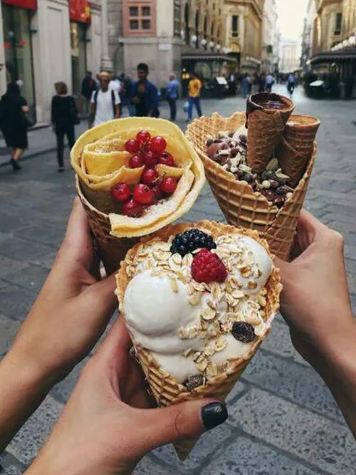 دلمون خوشه بستنی قیفی داریم
