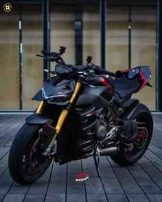 Ducati-Streetfighter_V4S