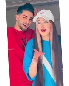 لایک یادتون نره❤️
کامنت یادتون نره❤️