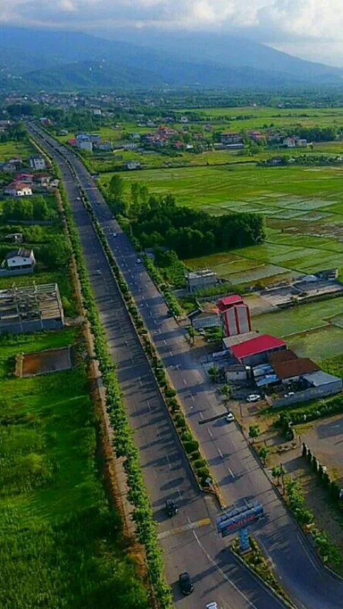 ورودی شهر "واجارگاه" یکی از شهرهای کوچک استان گیلان در بخ